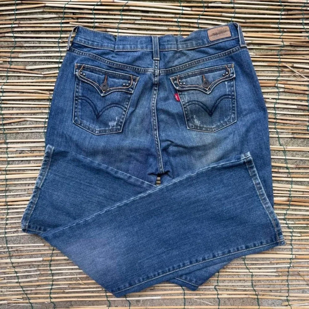 Levi's Women's 515 boot cut‎ jeans size 10M